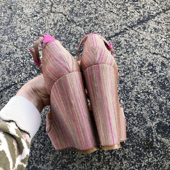 New M Missoni Pink Gold Stripe Knit Wedge Platform Sandals Size 41 - Picture 8 of 11